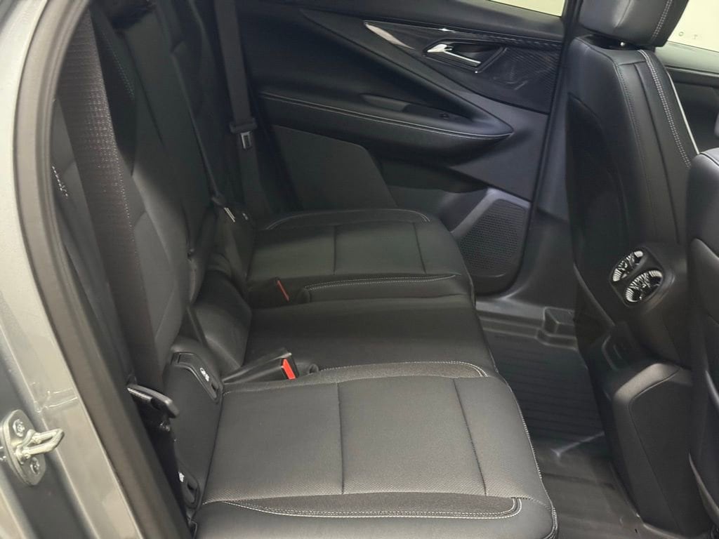 2025 Chevrolet Blazer EV LT - Photo 15