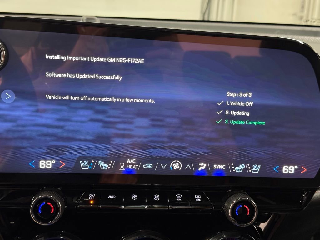 2025 Chevrolet Blazer EV RS - Photo 38