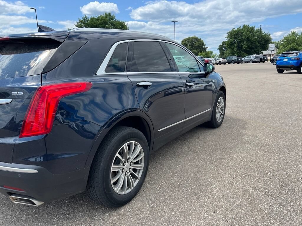 Used 2017 CADILLAC XT5 Luxury AWD SUV