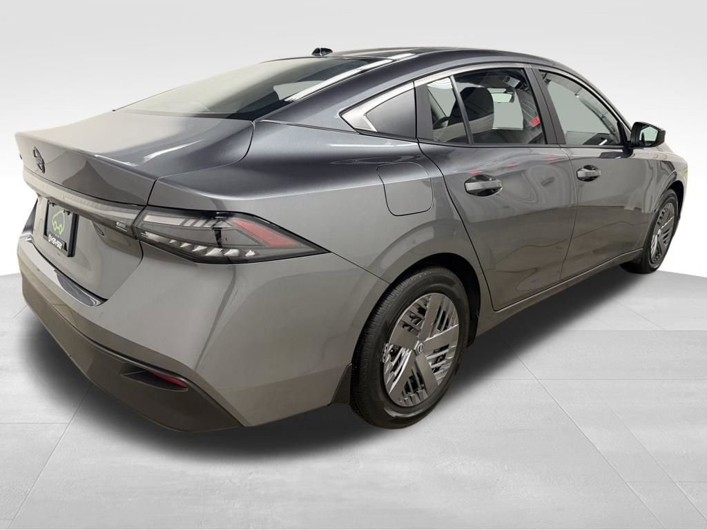 2026 Nissan Sentra SV - Photo 9