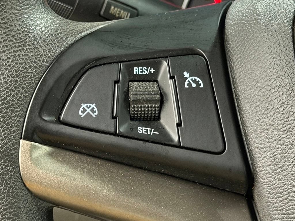 2015 Chevrolet Malibu 1LS - Photo 32