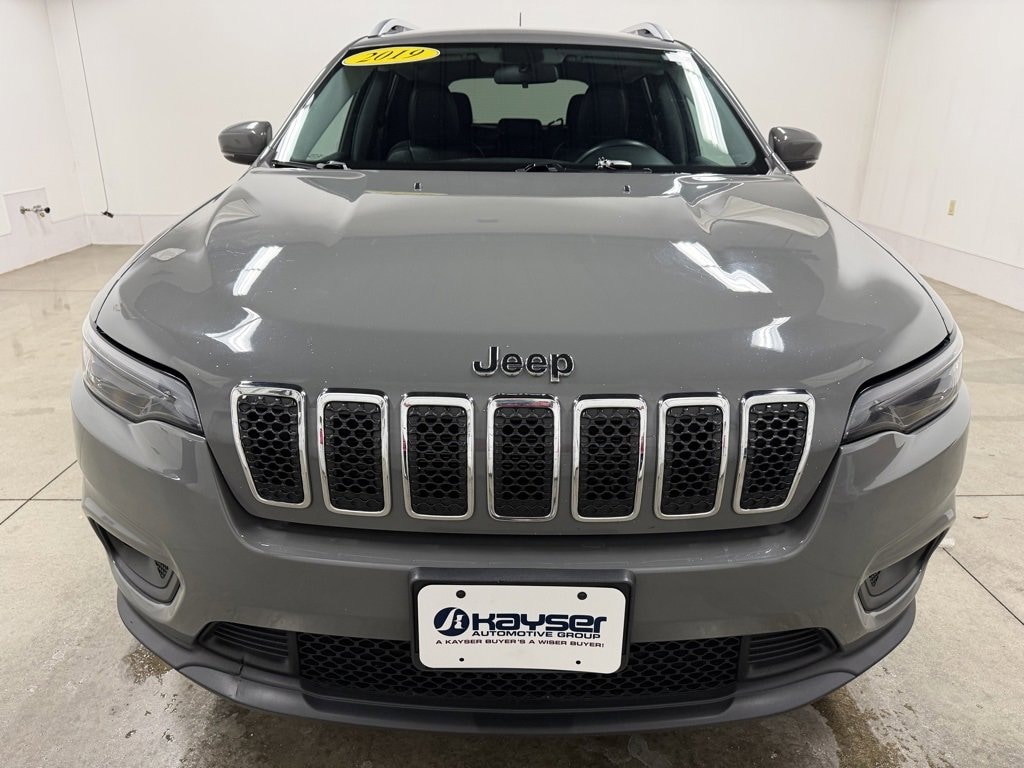 Used 2019 Jeep Cherokee Latitude Plus