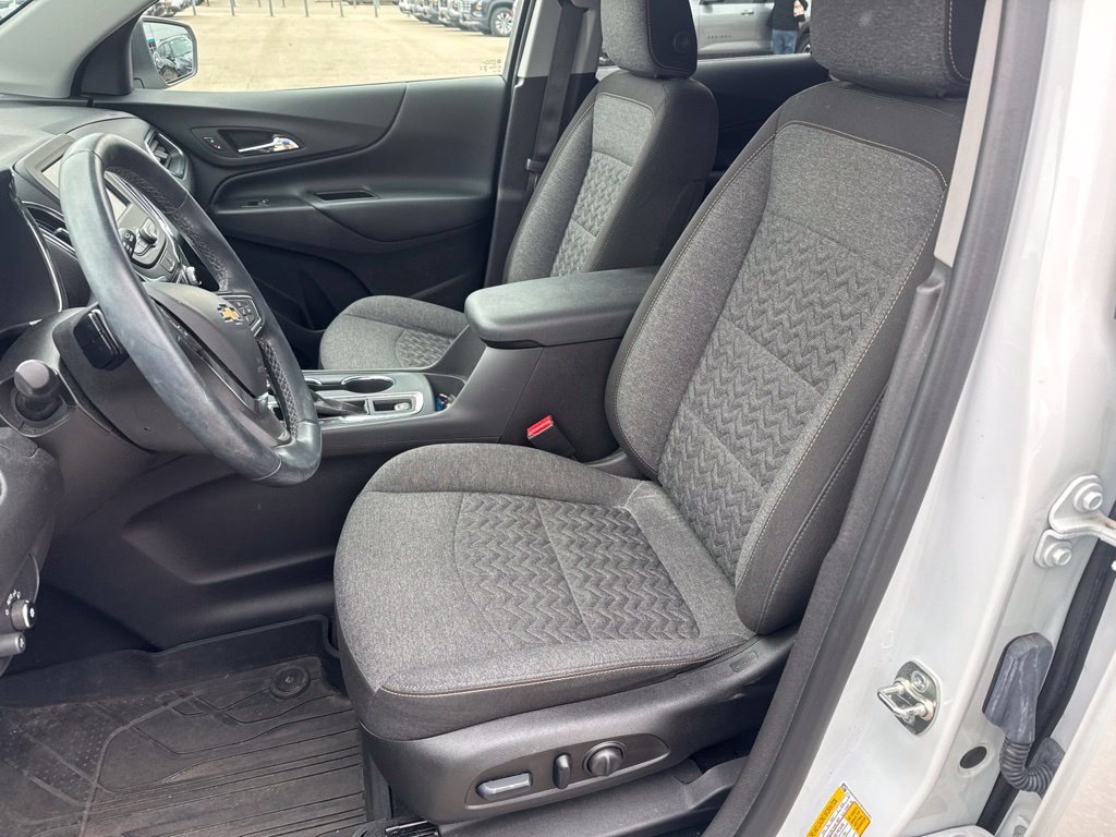 2024 Chevrolet Equinox LT - Photo 10
