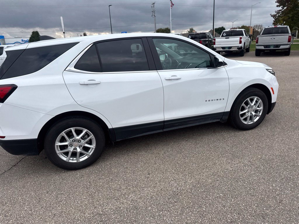 2024 Chevrolet Equinox LT - Photo 8
