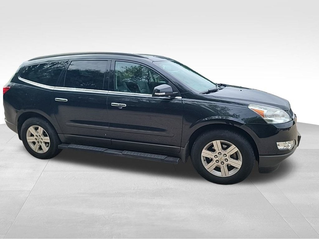 Used 2012 Chevrolet Traverse 2LT with VIN 1GNKRJED7CJ272650 for sale in Janesville, WI