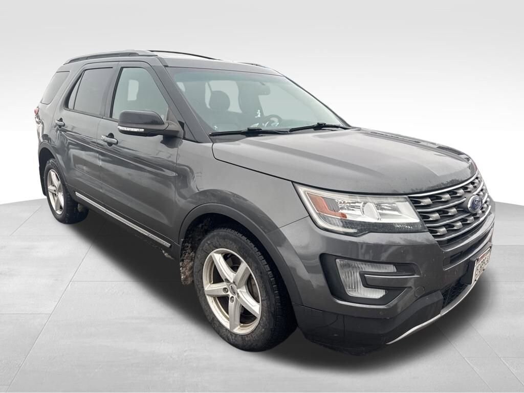 Used 2016 Ford Explorer XLT