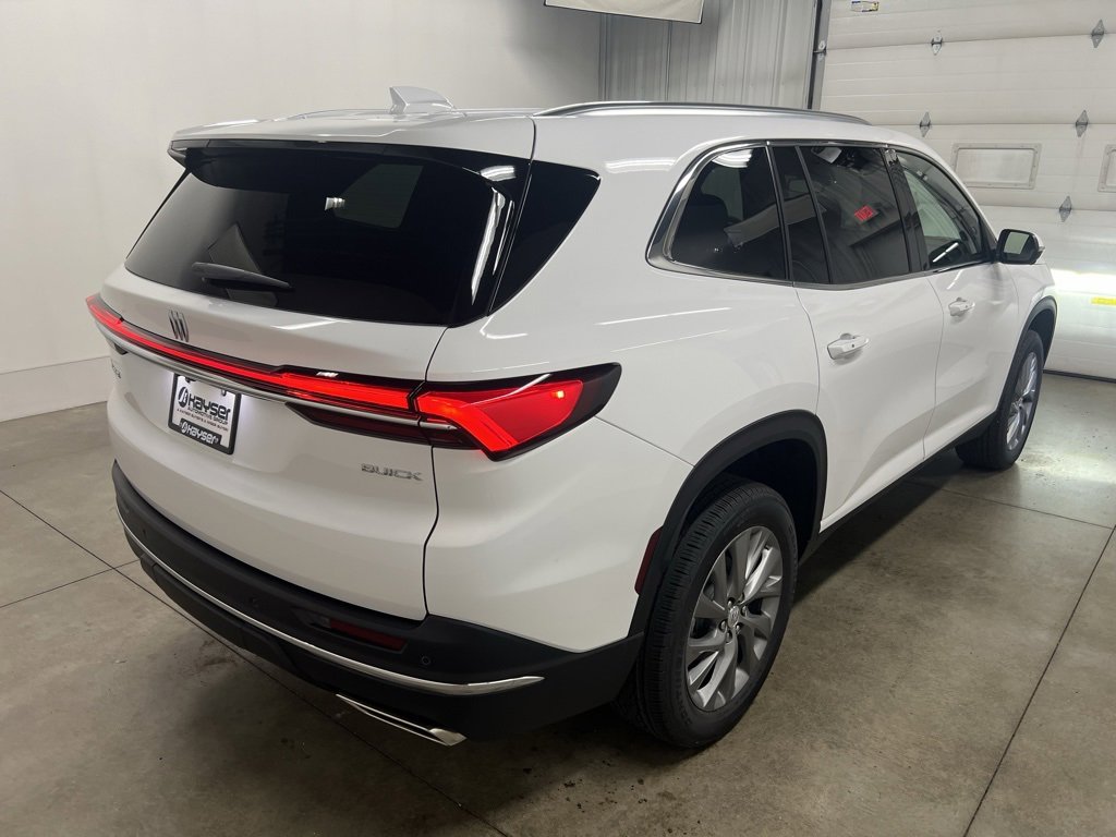 2025 Buick Enclave Preferred photo 3