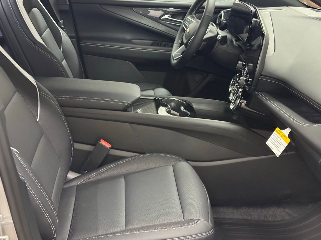 2025 Chevrolet Blazer EV LT - Photo 18