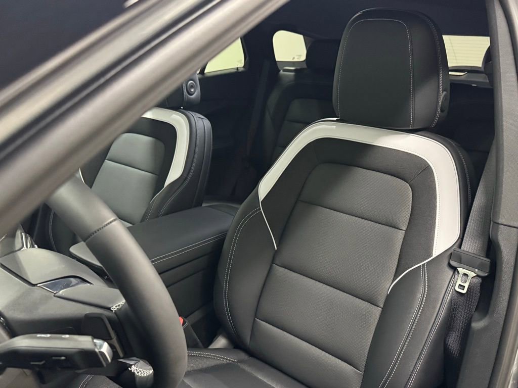 2025 Chevrolet Blazer EV LT - Photo 40