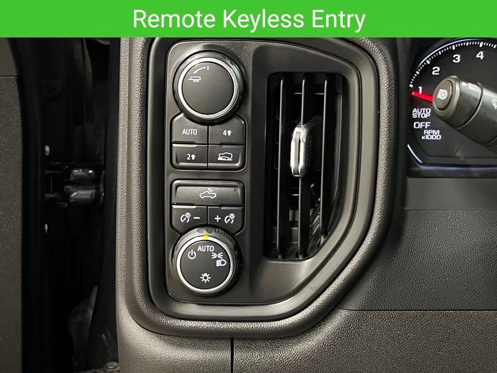 2023 Chevrolet Silverado 1500 Custom - Photo 17