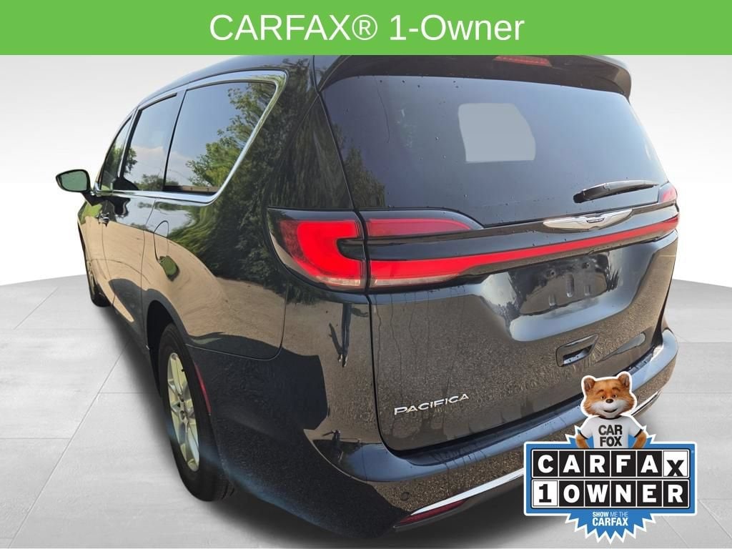Used 2023 Chrysler Pacifica Touring L Van Passenger Van