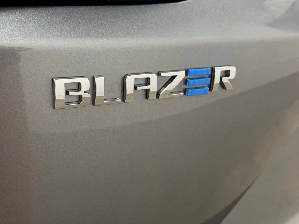 2025 Chevrolet Blazer EV LT - Photo 14