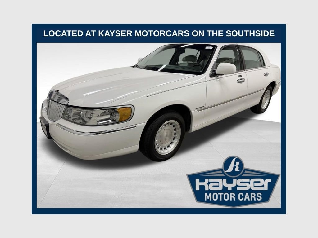 2000 Lincoln Town Car