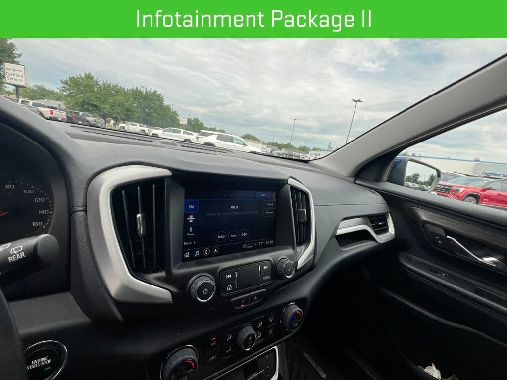 2022 GMC Terrain SLT - Photo 8