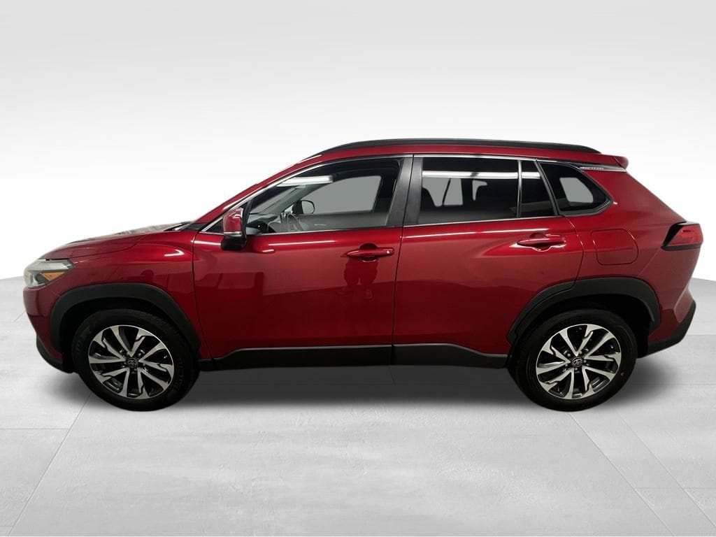 2023 Toyota Corolla Cross XLE - Photo 8
