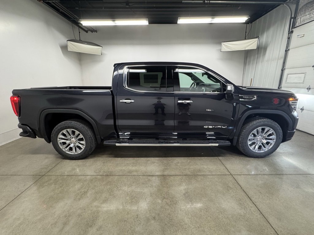 2026 Gmc Sierra 1500 Denali photo 2
