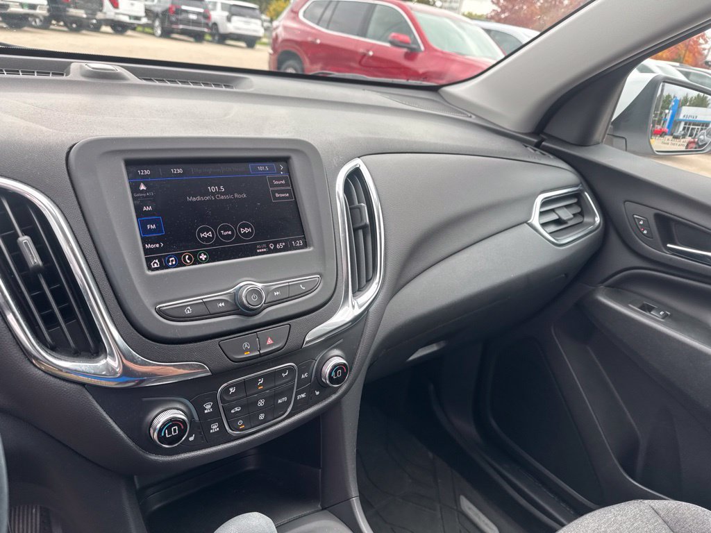 2024 Chevrolet Equinox LT - Photo 14