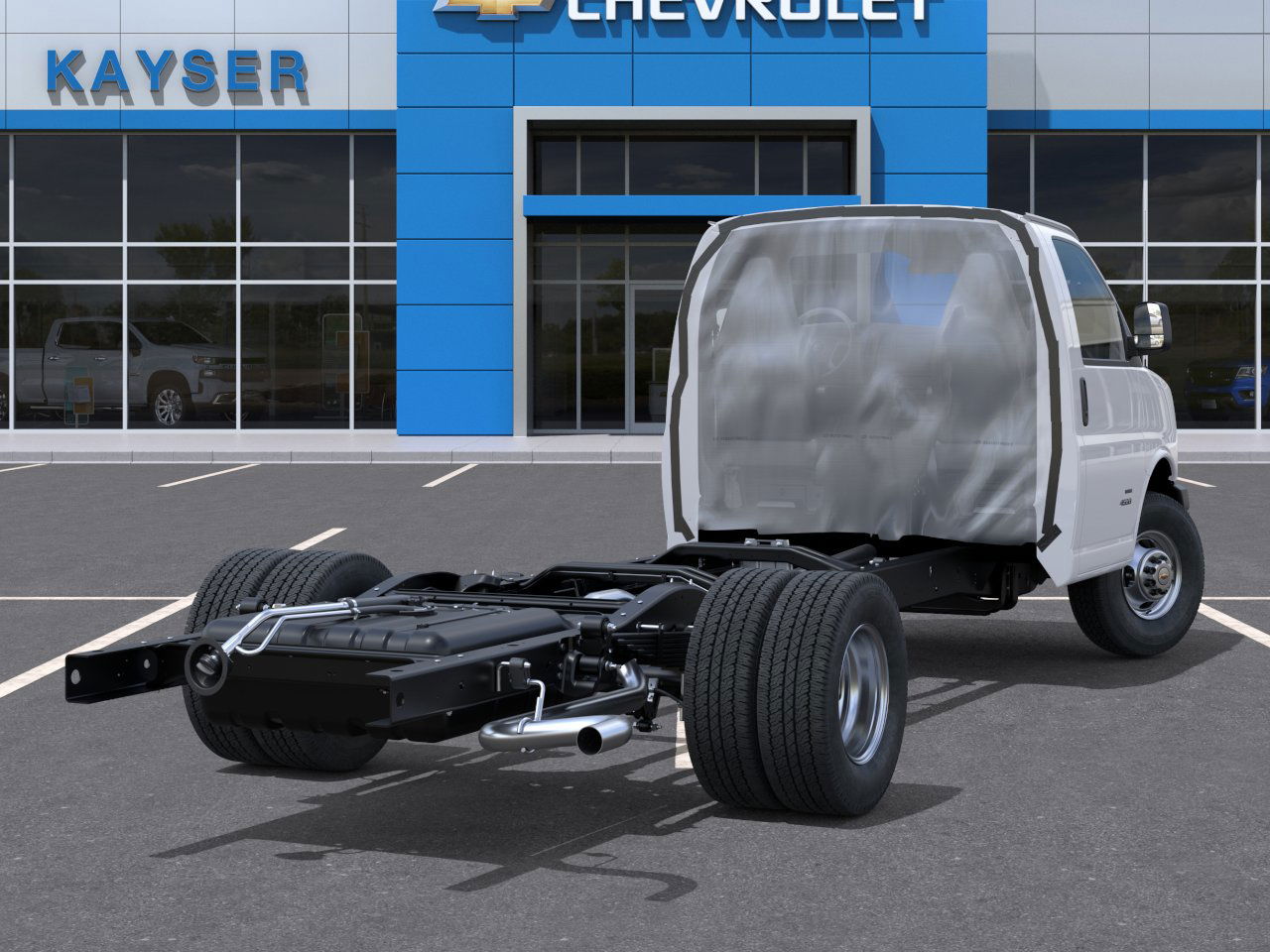 2025 Chevrolet Express Cutaway photo 3