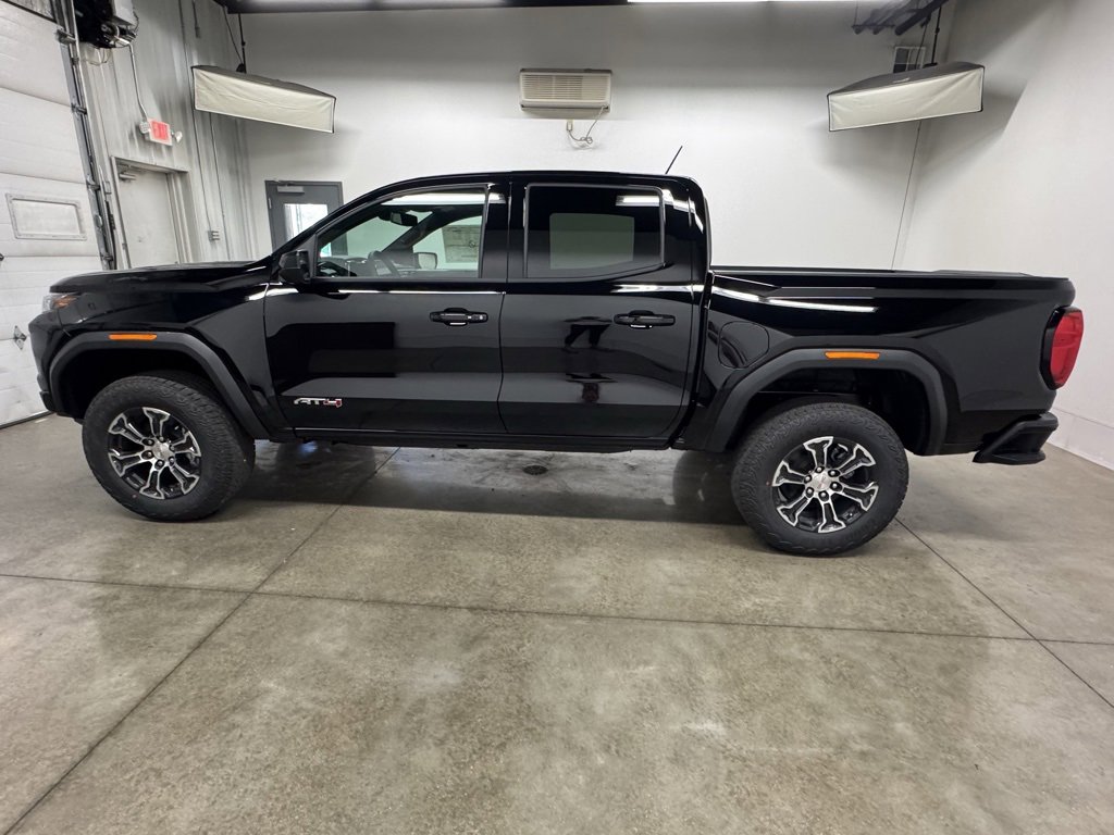2025 Gmc Canyon AT4 photo 2