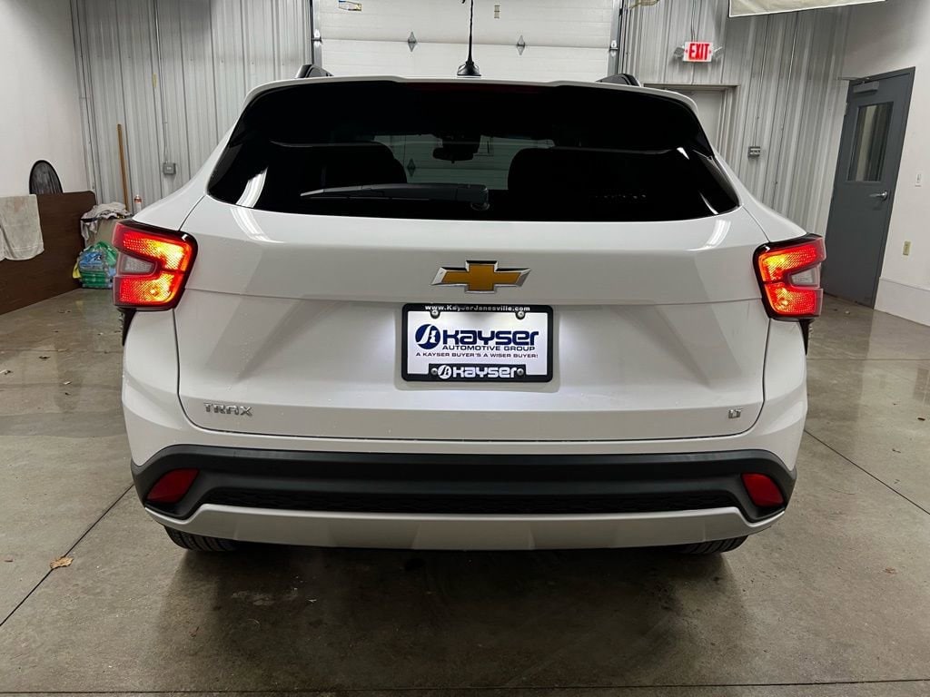 New 2026 Chevrolet Trax LT SUV