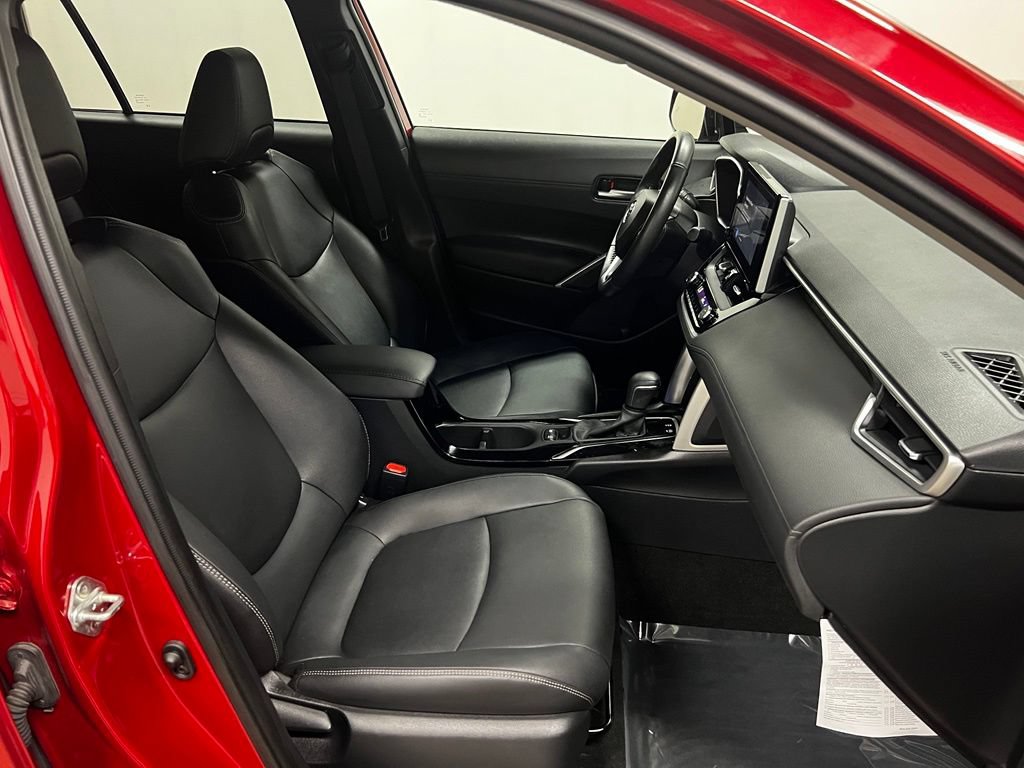 2023 Toyota Corolla Cross XLE - Photo 43