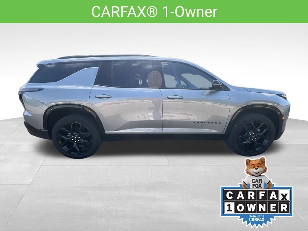 Used 2024 Chevrolet Traverse RS SUV