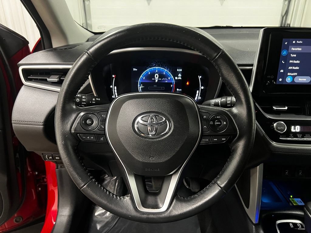 2023 Toyota Corolla Cross XLE - Photo 18
