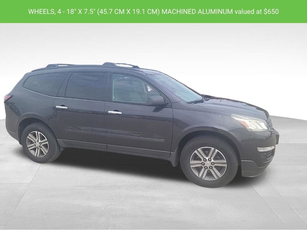 Used 2017 Chevrolet Traverse LS with VIN 1GNKRFED6HJ228580 for sale in Janesville, WI