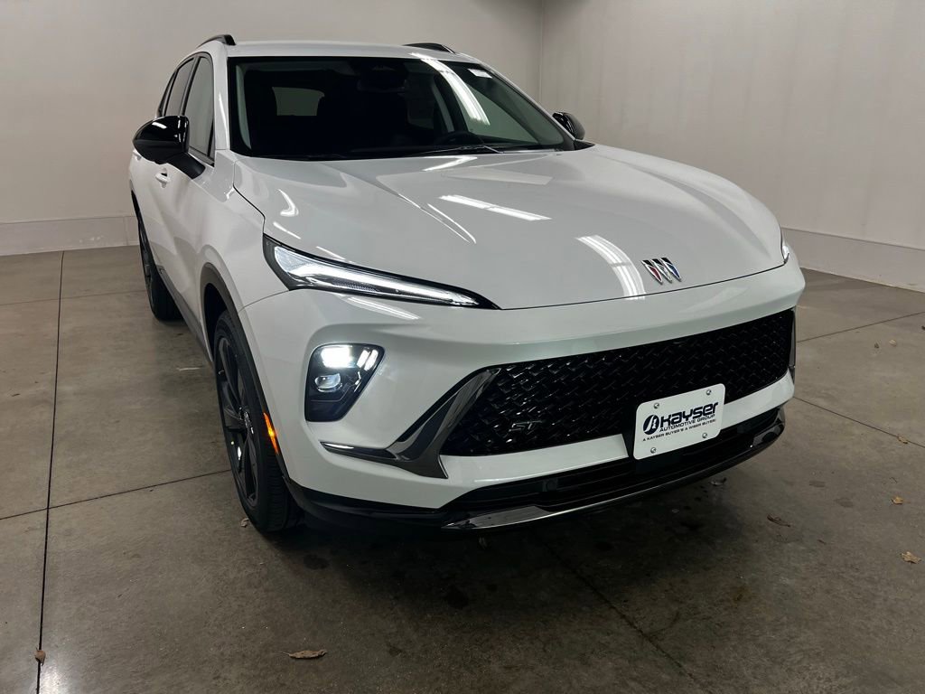 2026 Buick Envision Sport Touring's photo