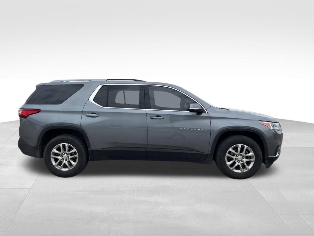 Used 2018 Chevrolet Traverse 1LT with VIN 1GNERGKW6JJ163566 for sale in Janesville, WI