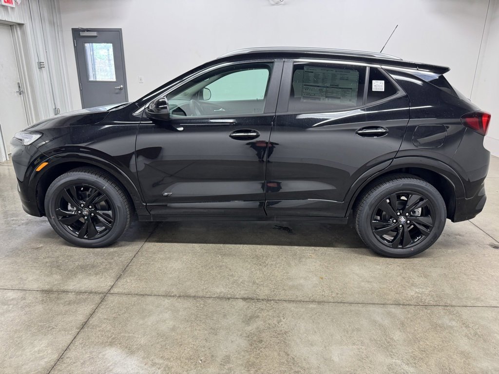 2025 Buick Encore GX Sport Touring photo 2