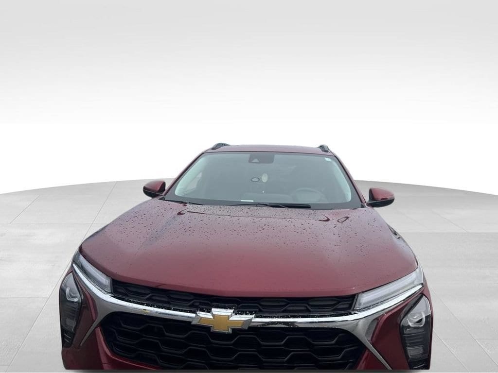 2025 Chevrolet Trax LT - Photo 13