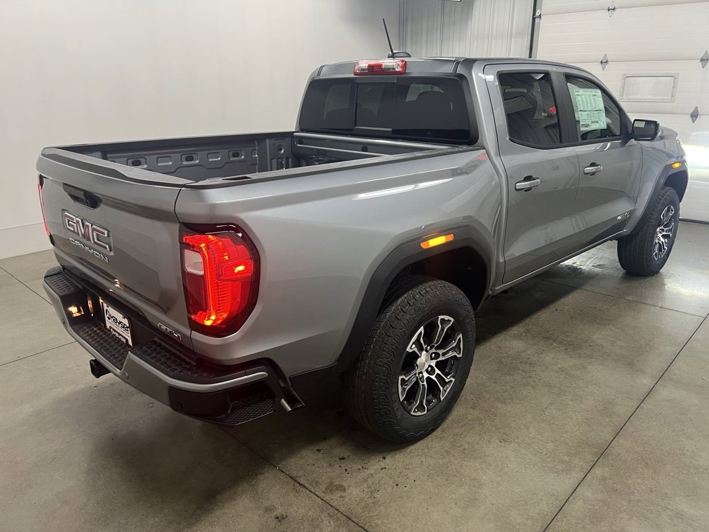 2025 Gmc Canyon AT4 photo 3