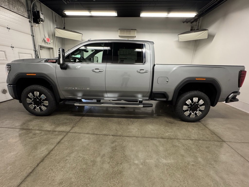 2025 Gmc Sierra 2500 HD Denali photo 4