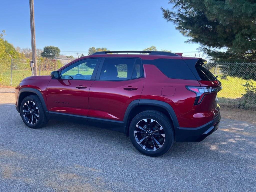 2025 Chevrolet Equinox RS - Photo 2