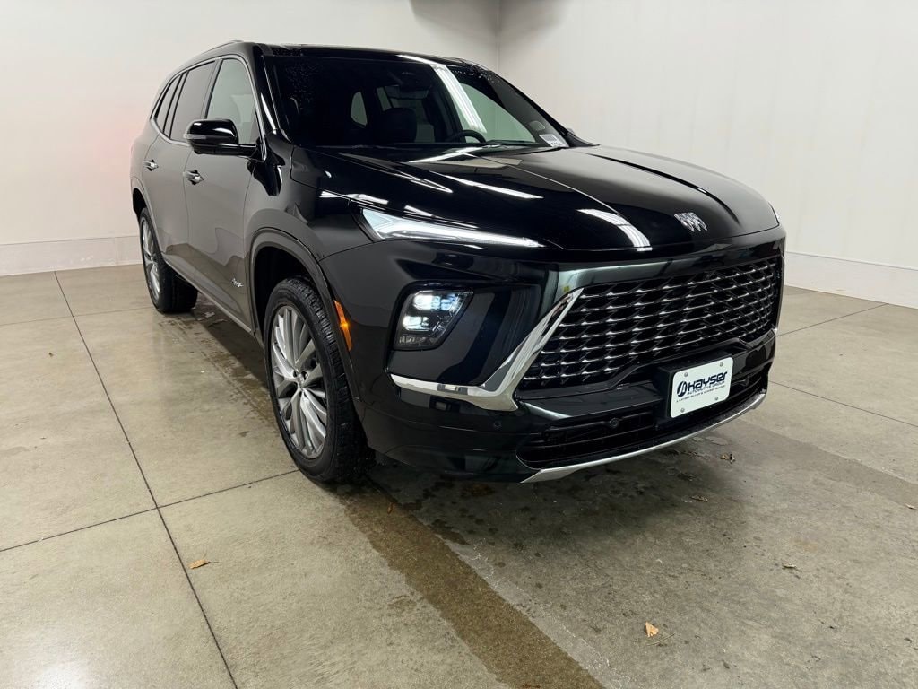 2026 Buick Enclave Avenir's photo