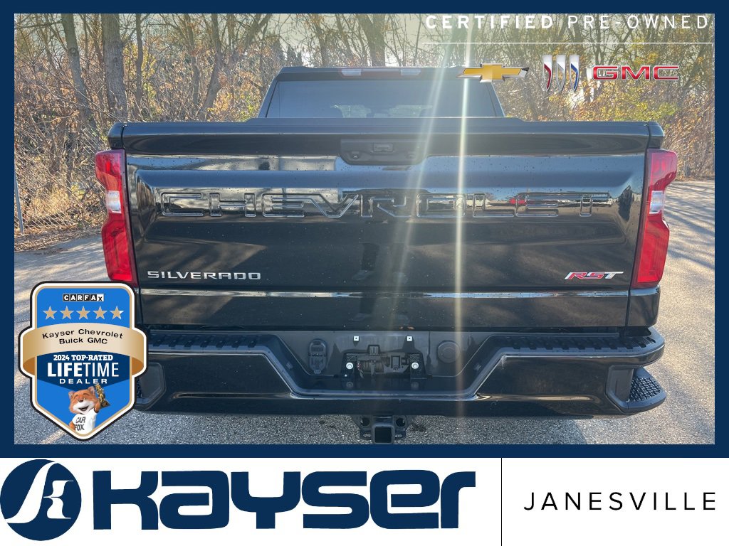 2023 Chevrolet Silverado 1500 RST photo 3