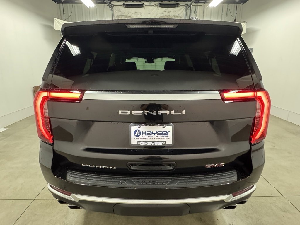 2026 Gmc Yukon XL Denali photo 3
