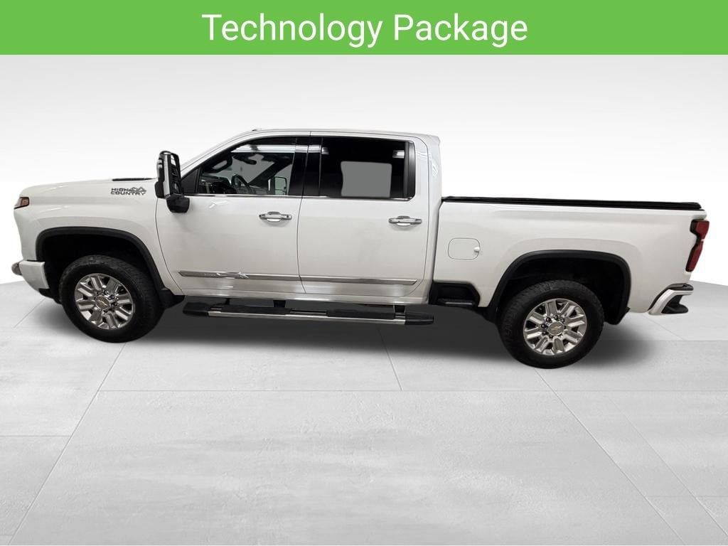 Used 2025 Chevrolet Silverado 2500 HD High Country Truck Crew Cab