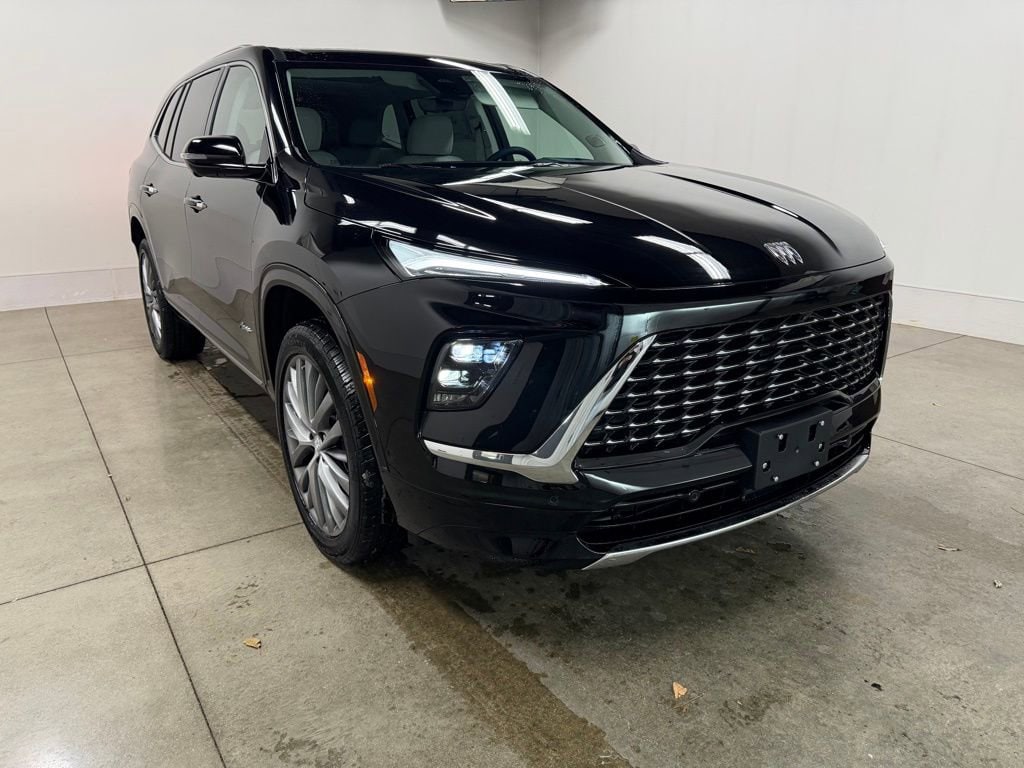 2026 Buick Enclave Avenir's photo