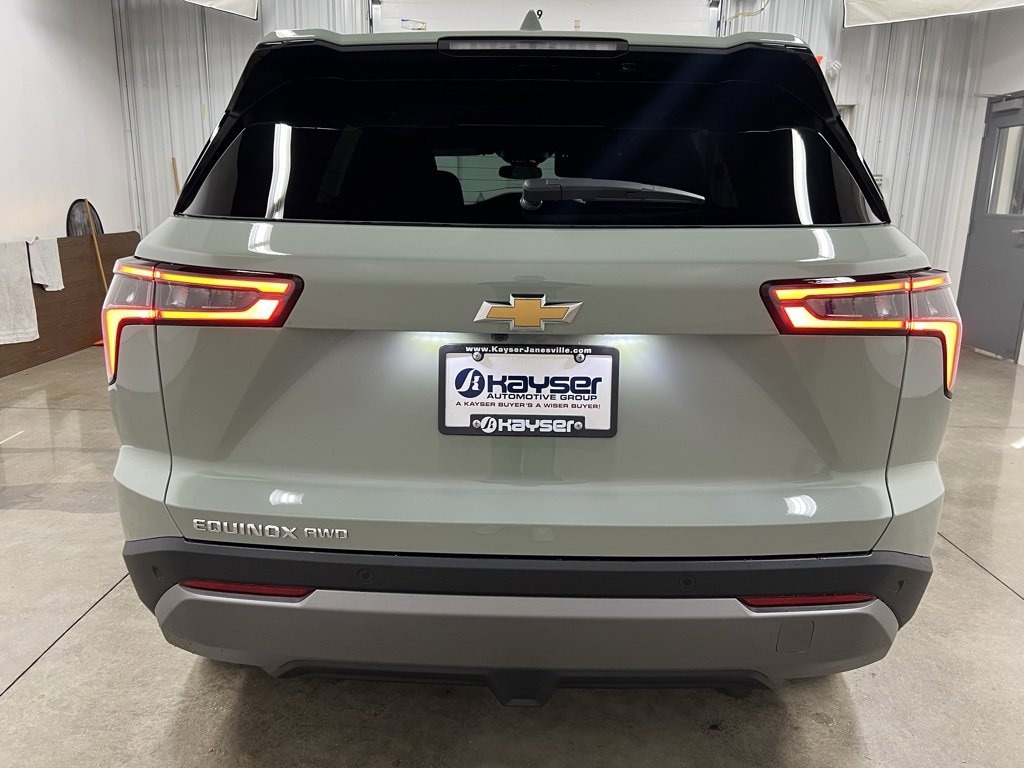 New 2026 Chevrolet Equinox LT SUV