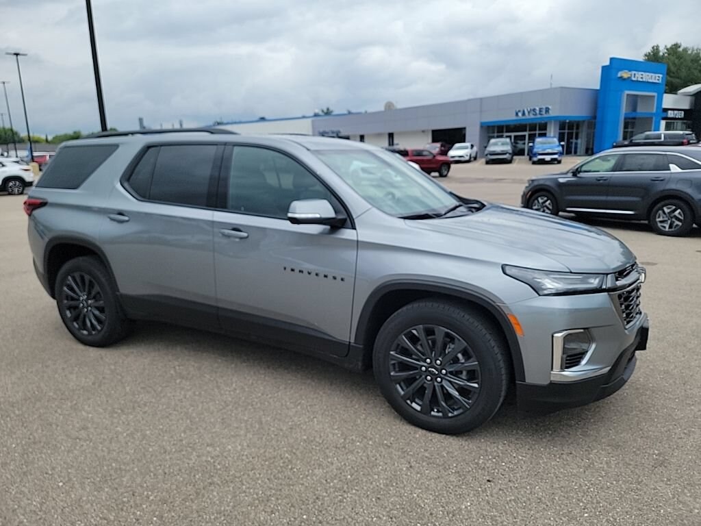 Used 2023 Chevrolet Traverse RS SUV