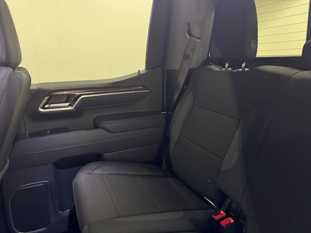 2026 Chevrolet Silverado 1500 LT - Photo 32
