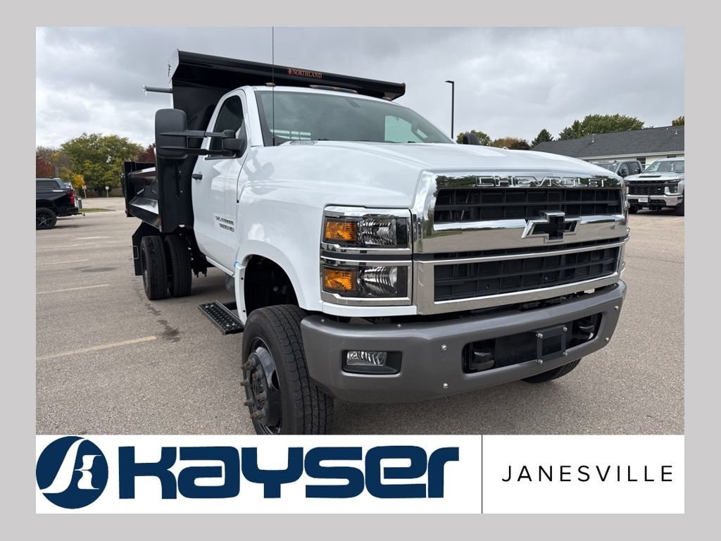 2024 Chevrolet Silverado 4500 Medium Duty Chassis Cab Work Truck's photo