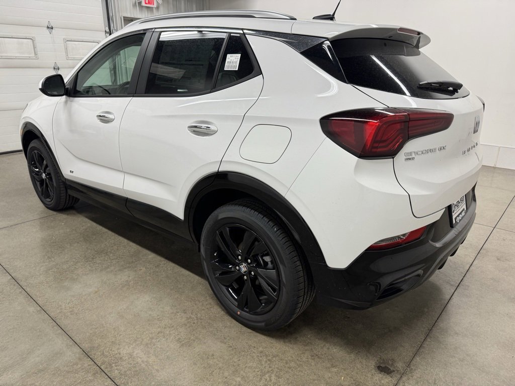2025 Buick Encore GX Sport Touring photo 3
