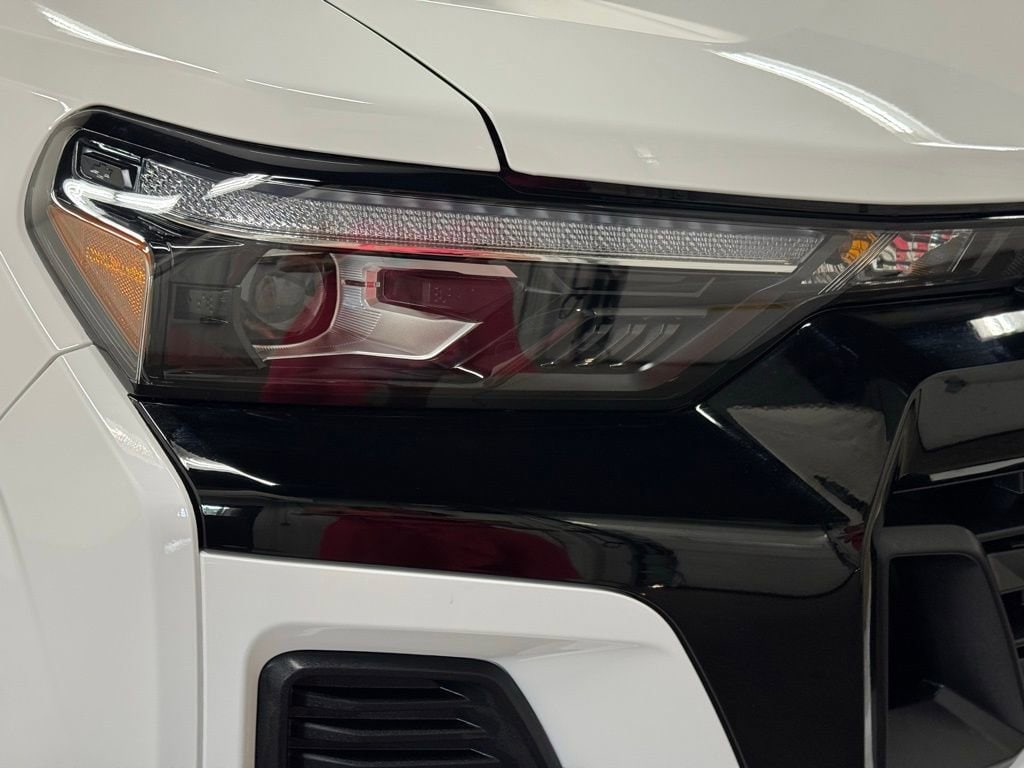 2026 Chevrolet Colorado Z71 - Photo 11