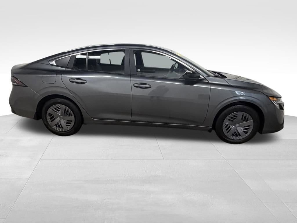 2026 Nissan Sentra SV - Photo 8