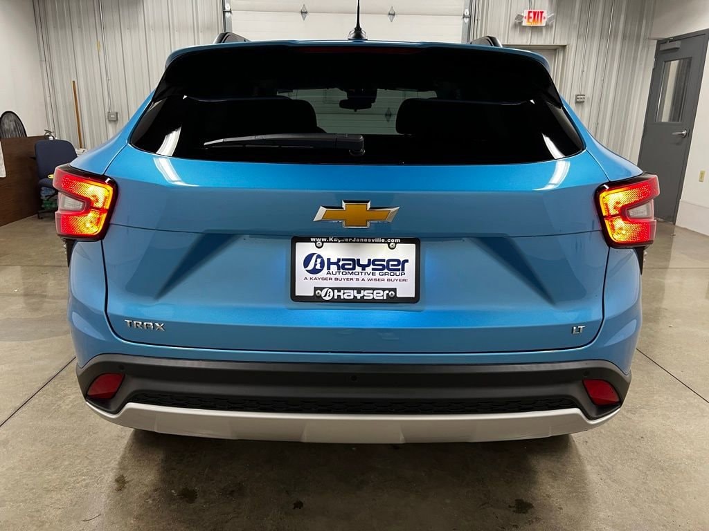 New 2026 Chevrolet Trax LT SUV