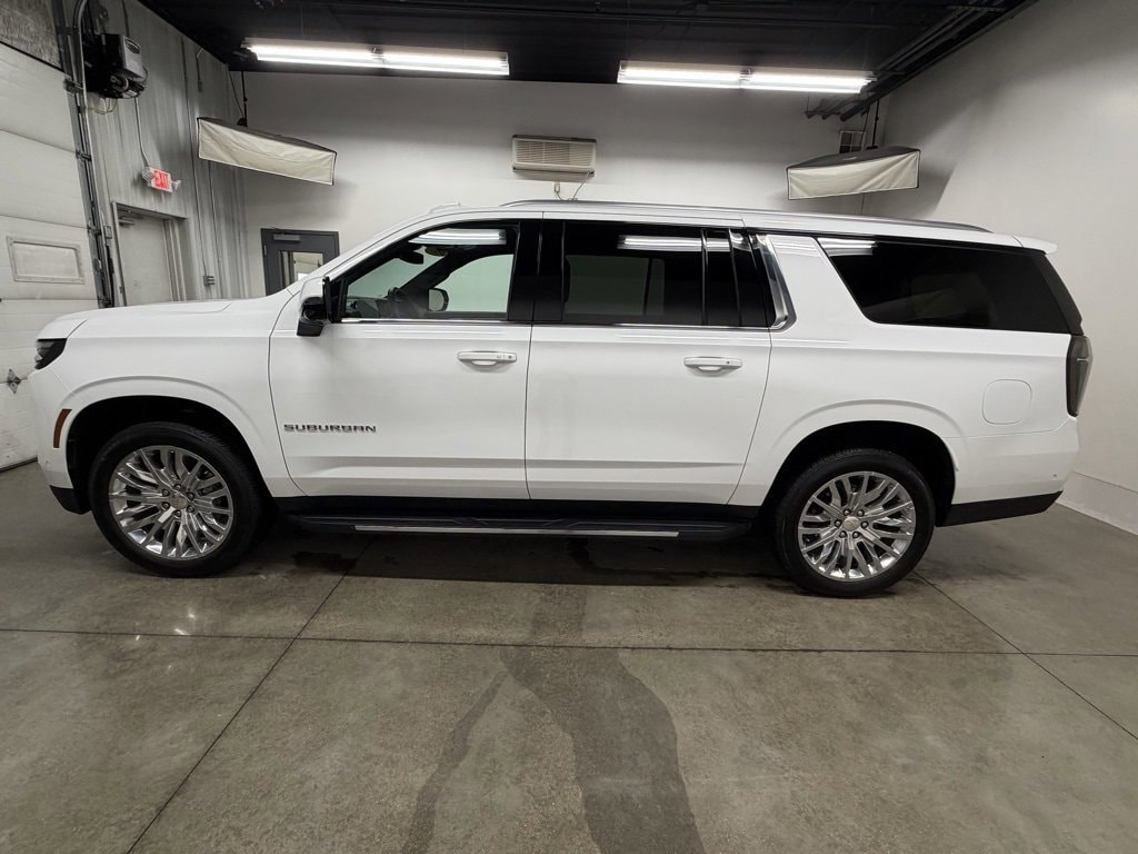 Certified 2025 Chevrolet Suburban LT SUV