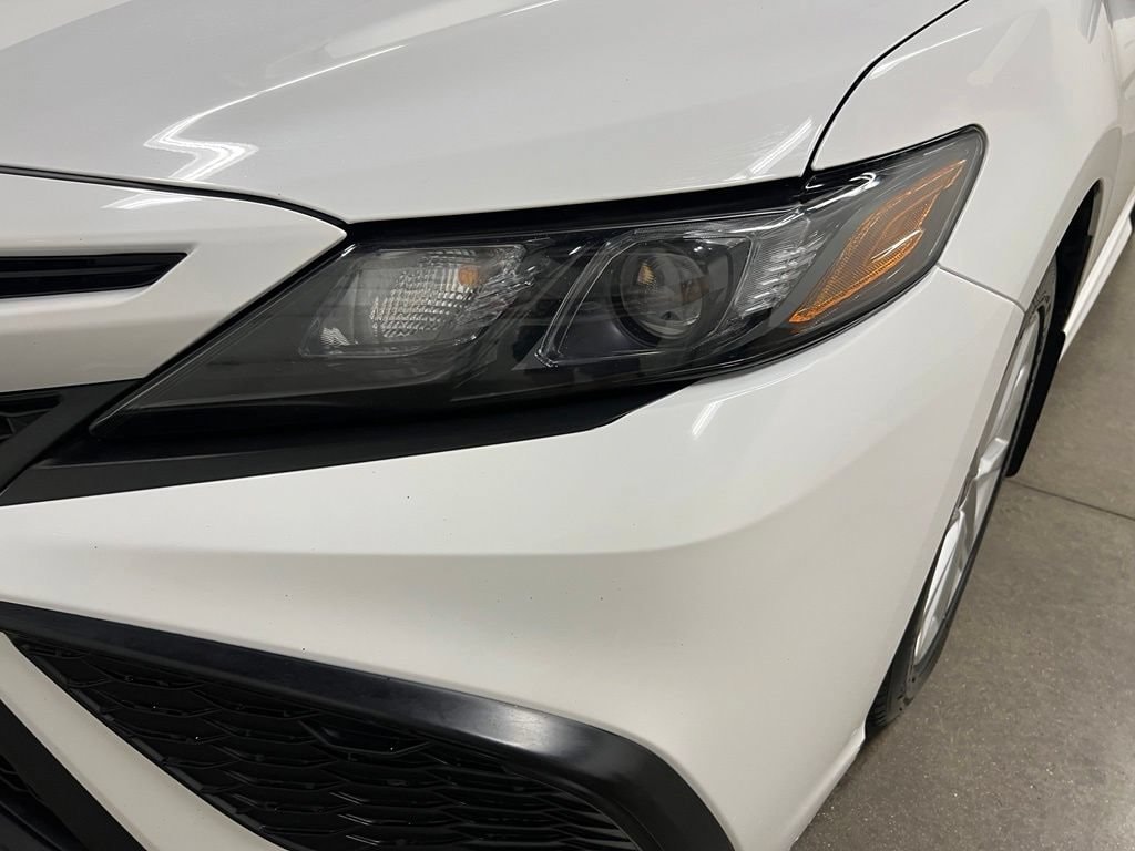 2024 Toyota Camry SE - Photo 10